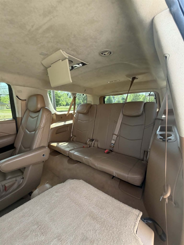 2016 Cadillac Escalade ESV Platinum - Photo 20