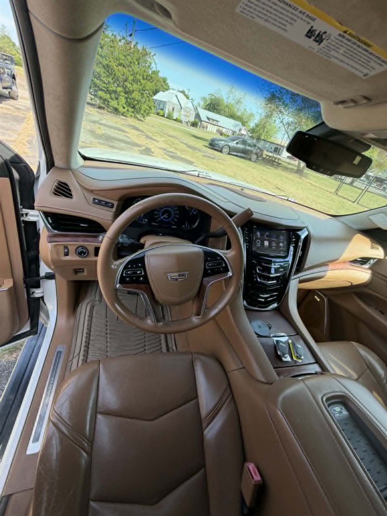 2016 Cadillac Escalade ESV Platinum - Photo 22