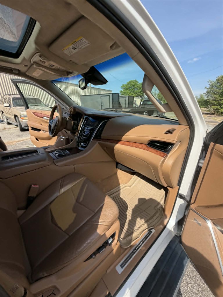 2016 Cadillac Escalade ESV Platinum - Photo 17