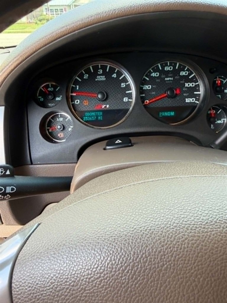 2011 Chevrolet Tahoe LT - Photo 8