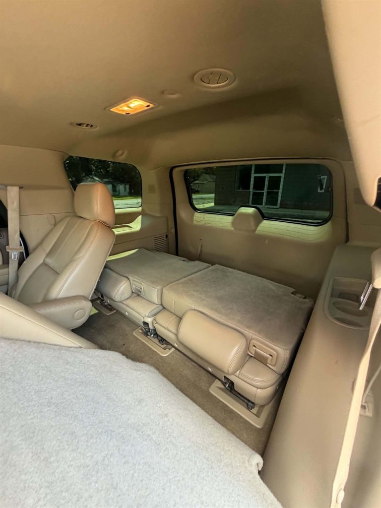 2011 Chevrolet Tahoe LT - Photo 6